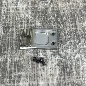 SINGER 5525 Sewing Machine - Replacement Feed Dog